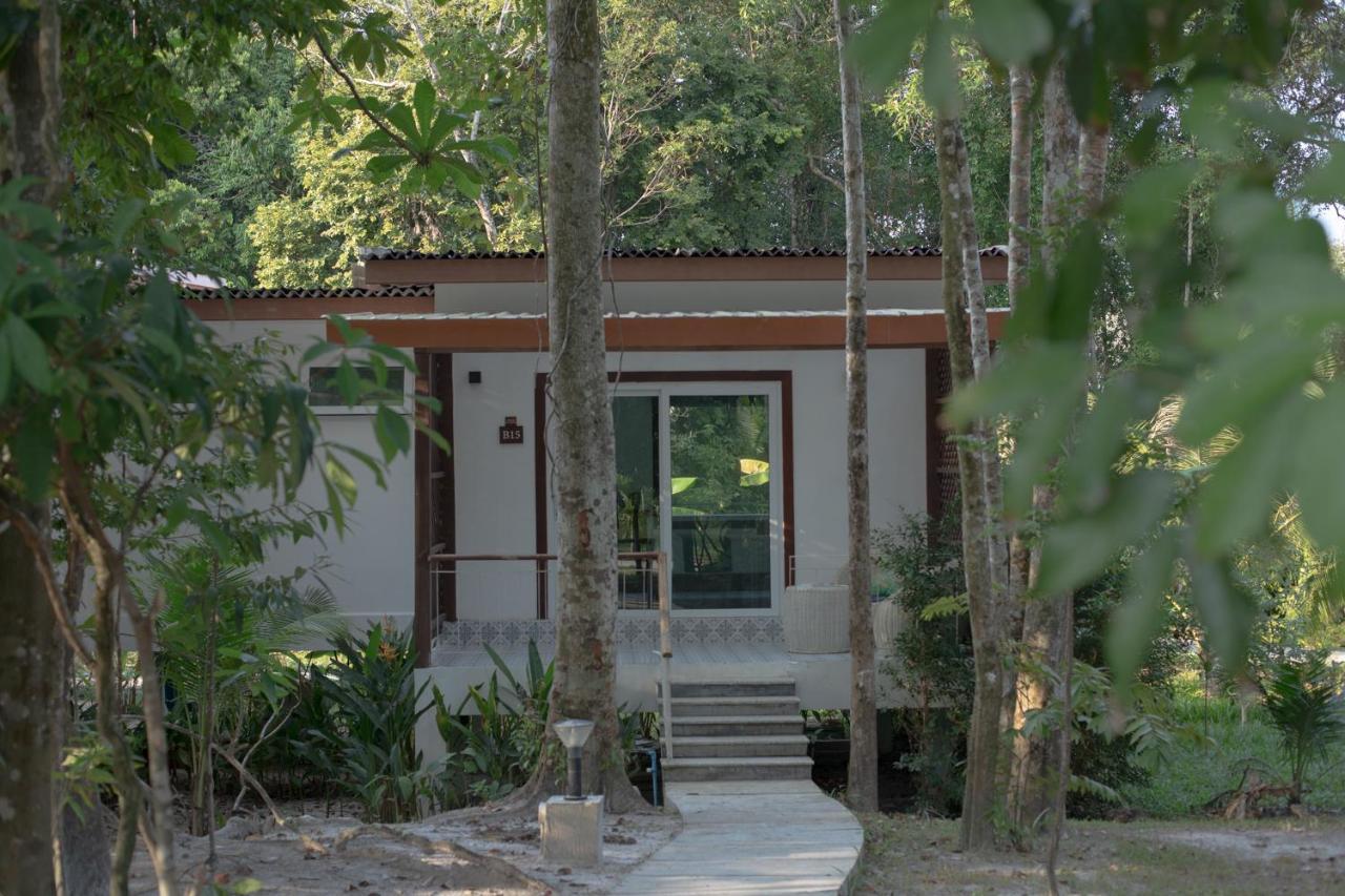 La Passion By Achariyak Hotel Koh Rong Sanloem Buitenkant foto